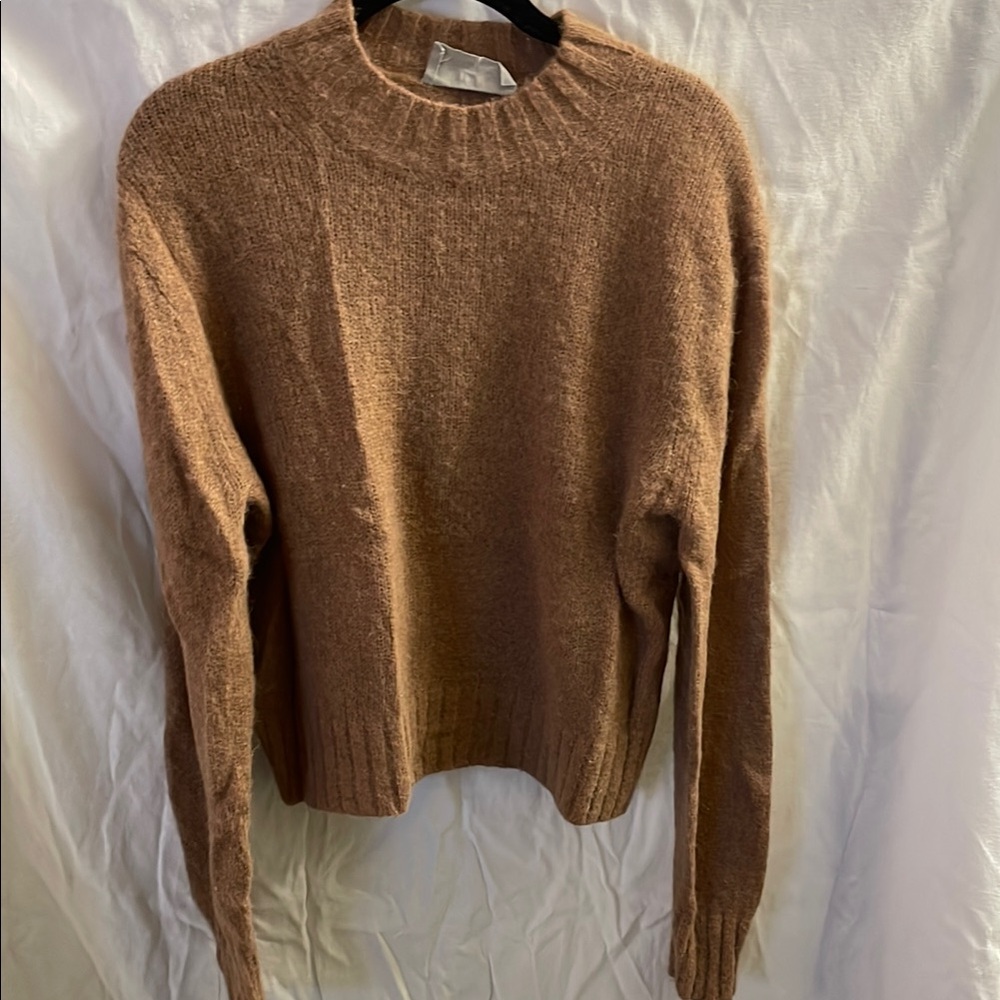 Everlane Alpaca Crewneck Sweater